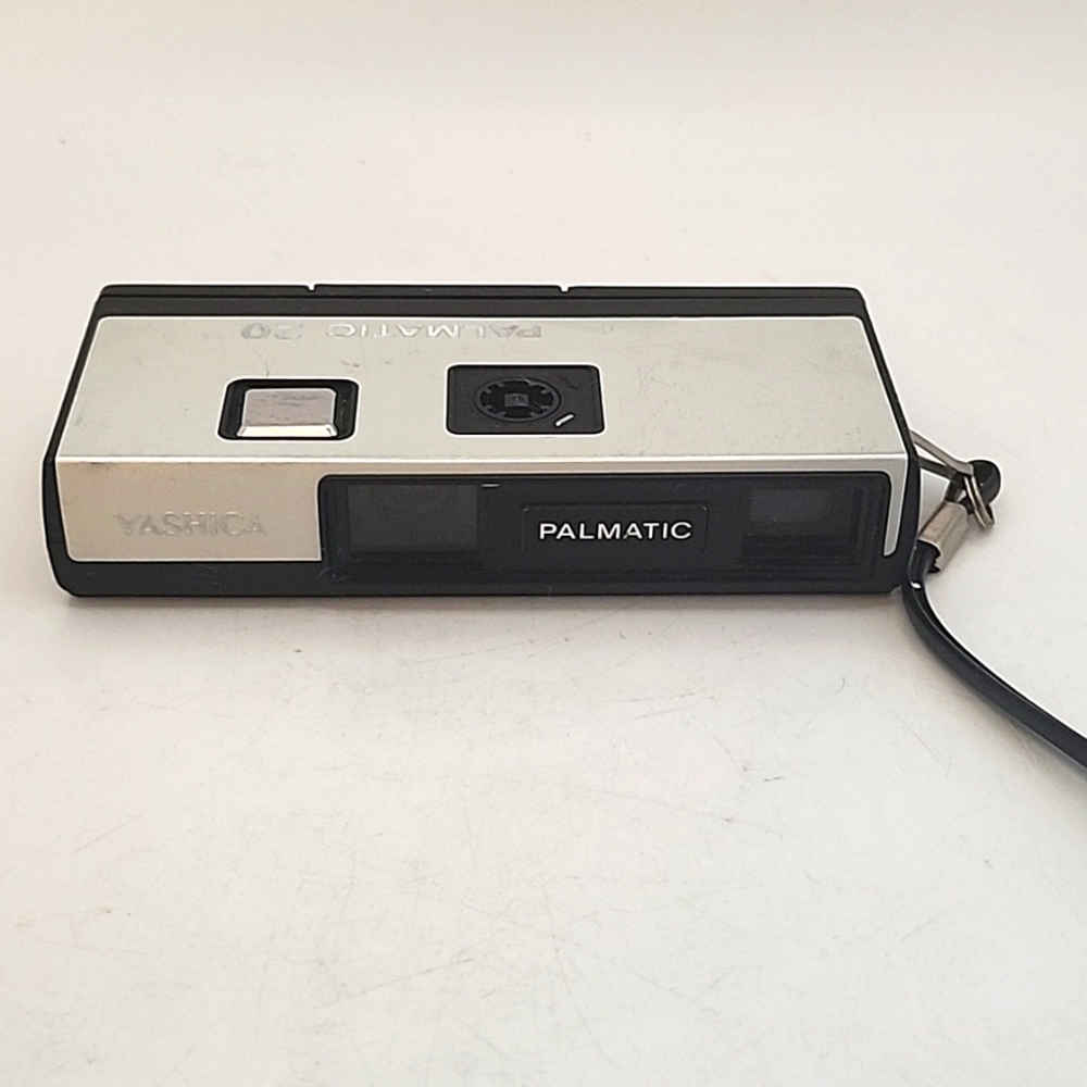 Vintage Yashica Palmatic 20 Point and Shoot Camera 110 Film